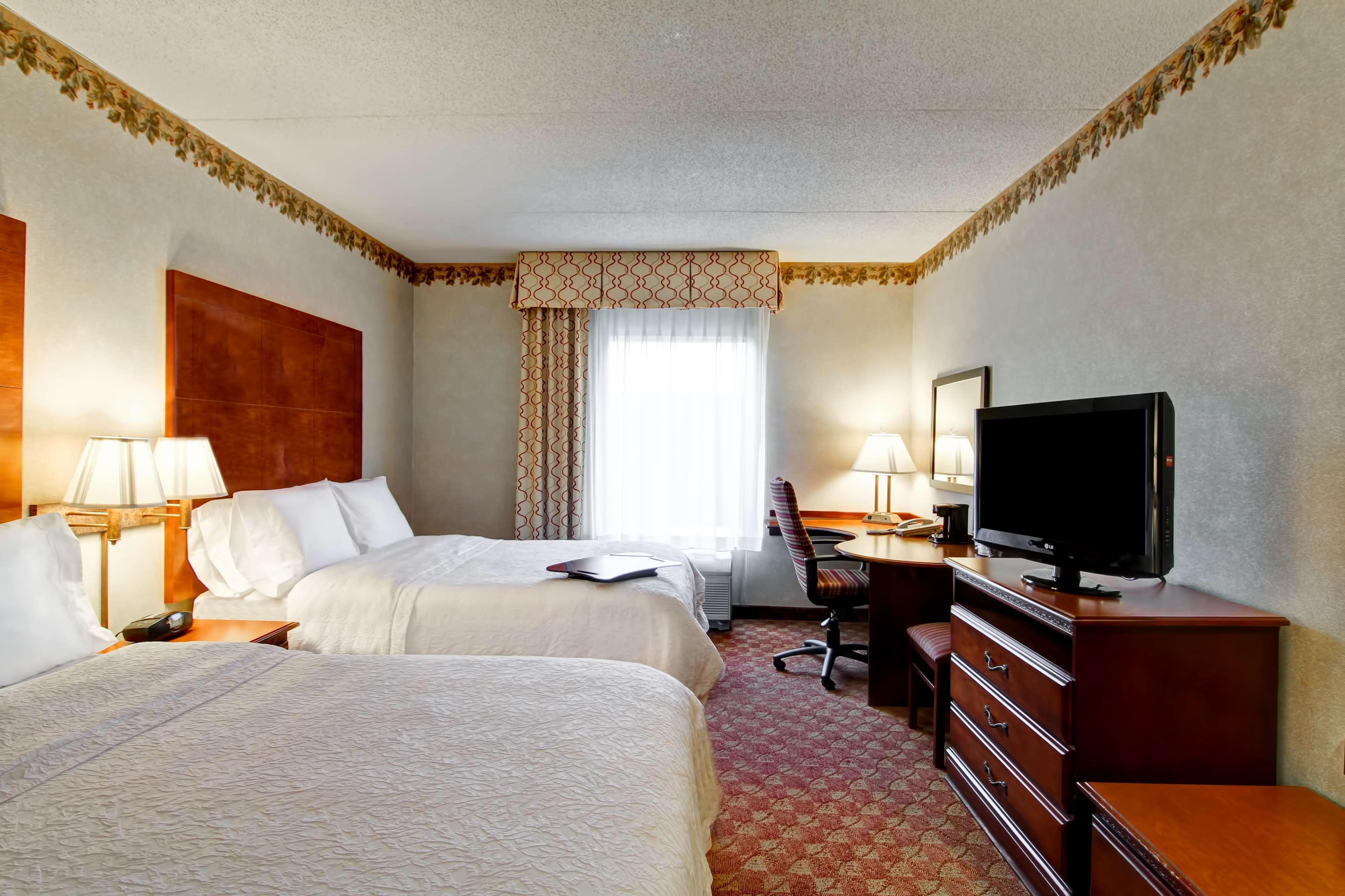 Hampton Inn & Suites Leesburg Exterior photo